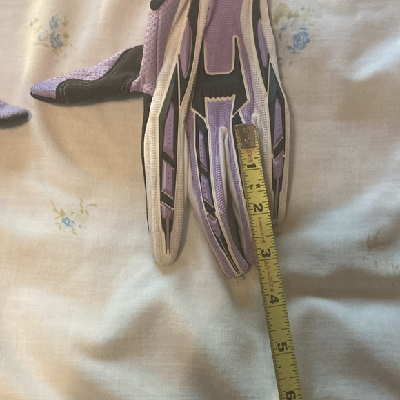 Typhoon riding gloves - Picture 10 of 17